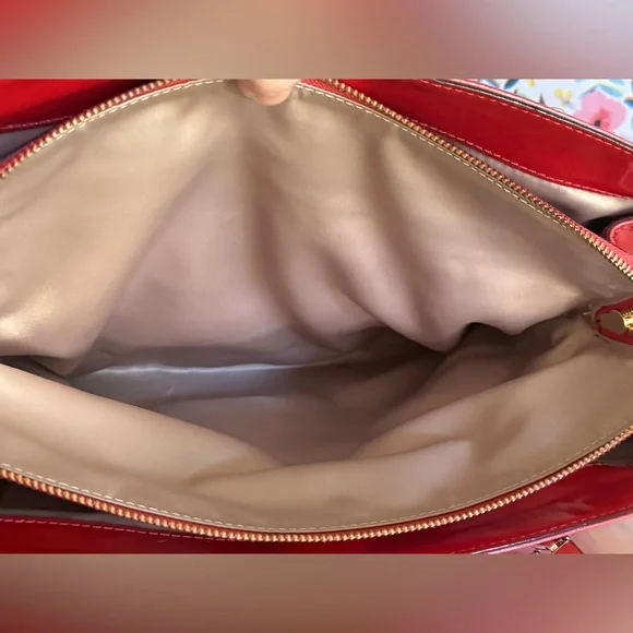 Coach Gallery Large Tote 29141 Red Patent Leather Shoulder Bag - Picture 7 of 13